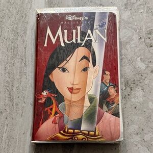 Disney Mulan Masterpiece Red and White Cover
